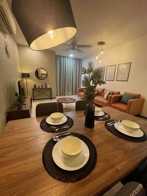 New Arcoris Mont Kiara Huge Balcony For 8 Pax 2 Bedroom -Garden- Kuala Lumpur 0*,  Malaysia
