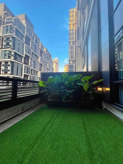 Apartment New Arcoris Mont Kiara Huge Balcony For 8 Pax 2 Bedroom -Garden- Kuala Lumpur