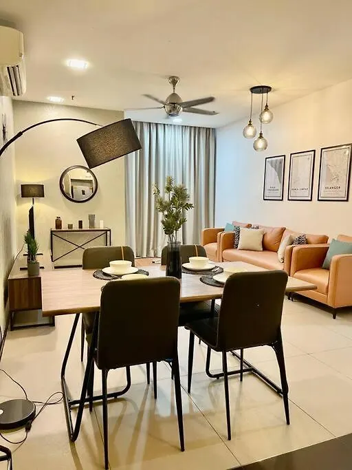 New Arcoris Mont Kiara Huge Balcony For 8 Pax 2 Bedroom -Garden- Kuala Lumpur 0*,  Malaysia