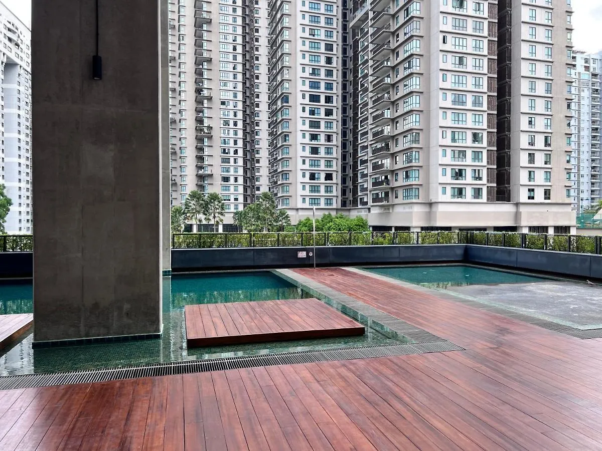 New Arcoris Mont Kiara Huge Balcony For 8 Pax 2 Bedroom -Garden- Kuala Lumpur